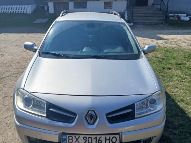 Сірий Рено Меган, об'ємом двигуна 1.6 л та пробігом 240 тис. км за 5100 $, фото 1 на Automoto.ua