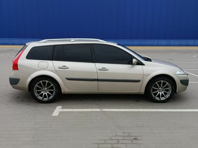 Серый Рено Меган, объемом двигателя 1.6 л и пробегом 250 тыс. км за 5950 $, фото 1 на Automoto.ua