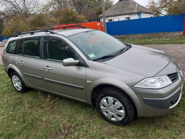 Сірий Рено Меган, об'ємом двигуна 1.6 л та пробігом 61 тис. км за 7000 $, фото 1 на Automoto.ua