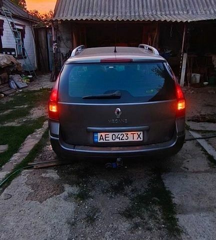 Сірий Рено Меган, об'ємом двигуна 1.5 л та пробігом 208 тис. км за 5555 $, фото 1 на Automoto.ua