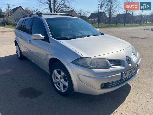Серый Рено Меган, объемом двигателя 1.6 л и пробегом 321 тыс. км за 5100 $, фото 1 на Automoto.ua