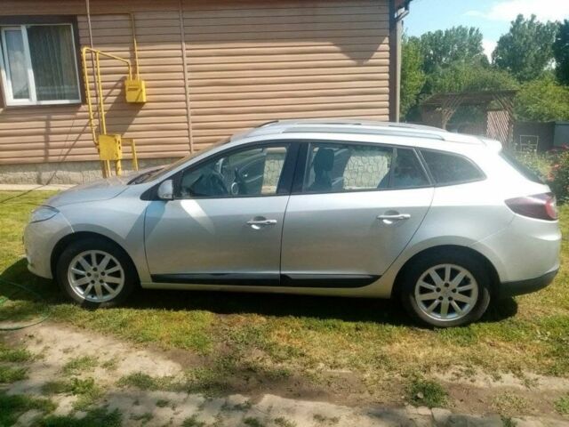 Сірий Рено Меган, об'ємом двигуна 1.5 л та пробігом 250 тис. км за 4724 $, фото 1 на Automoto.ua