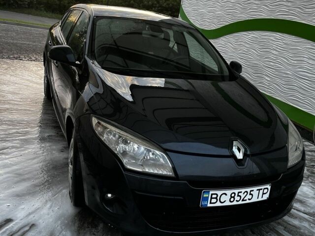 Сірий Рено Меган, об'ємом двигуна 1.5 л та пробігом 281 тис. км за 5600 $, фото 1 на Automoto.ua