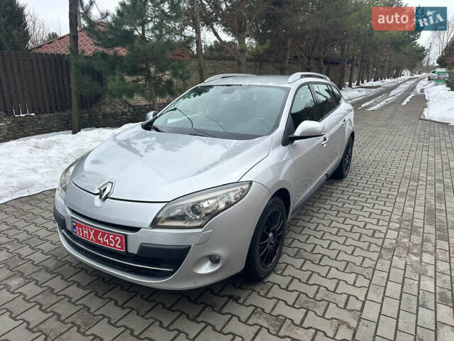 Серый Рено Меган, объемом двигателя 1.6 л и пробегом 189 тыс. км за 7800 $, фото 1 на Automoto.ua