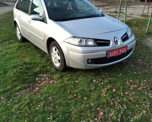 Серый Рено Меган, объемом двигателя 1.6 л и пробегом 178 тыс. км за 5900 $, фото 1 на Automoto.ua