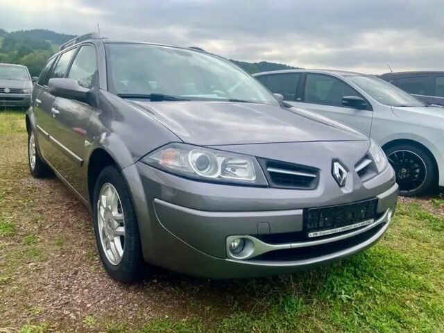 Серый Рено Меган, объемом двигателя 1.6 л и пробегом 168 тыс. км за 3483 $, фото 1 на Automoto.ua