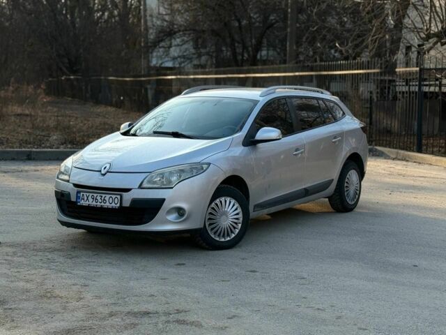 Серый Рено Меган, объемом двигателя 1.5 л и пробегом 352 тыс. км за 5450 $, фото 1 на Automoto.ua