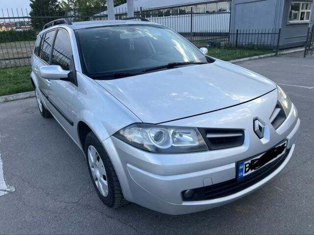 Сірий Рено Меган, об'ємом двигуна 1.6 л та пробігом 268 тис. км за 5419 $, фото 1 на Automoto.ua
