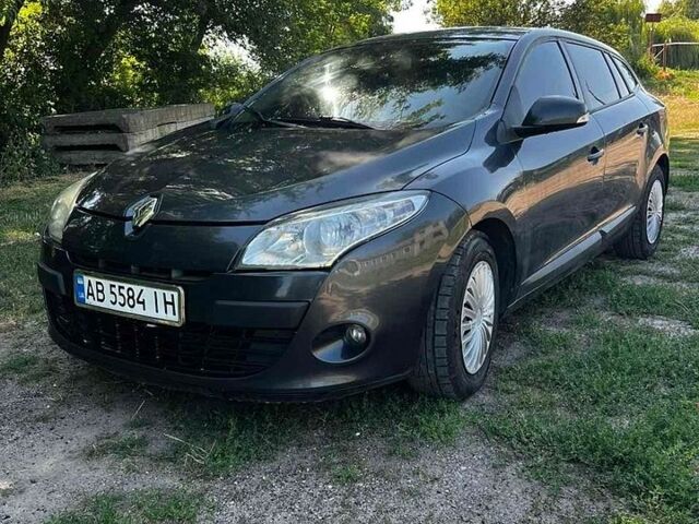 Сірий Рено Меган, об'ємом двигуна 1.46 л та пробігом 260 тис. км за 5999 $, фото 1 на Automoto.ua