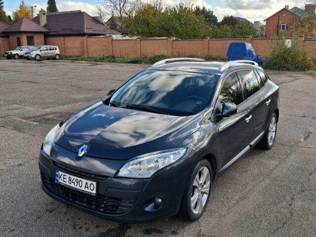 Серый Рено Меган, объемом двигателя 1.4 л и пробегом 197 тыс. км за 6400 $, фото 1 на Automoto.ua