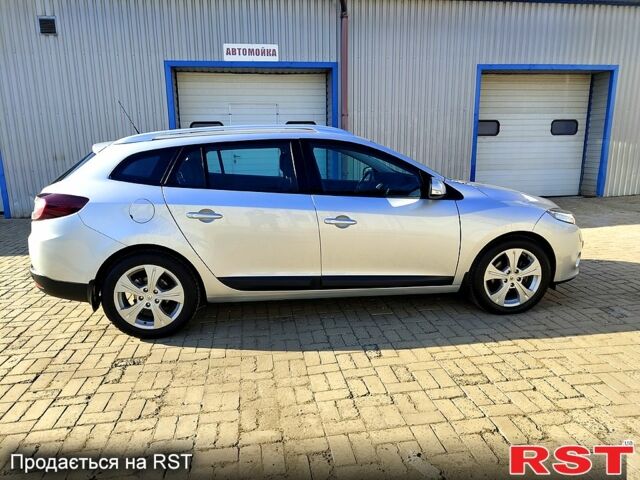 Серый Рено Меган, объемом двигателя 1.4 л и пробегом 200 тыс. км за 6800 $, фото 1 на Automoto.ua