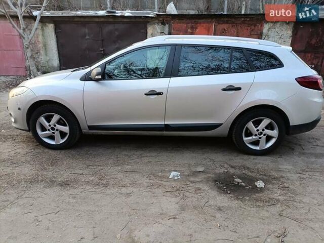 Сірий Рено Меган, об'ємом двигуна 1.6 л та пробігом 285 тис. км за 6500 $, фото 1 на Automoto.ua