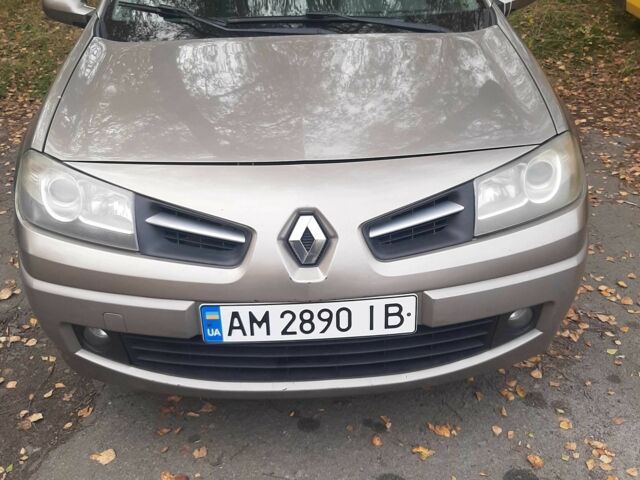 Серый Рено Меган, объемом двигателя 1.5 л и пробегом 320 тыс. км за 4957 $, фото 1 на Automoto.ua