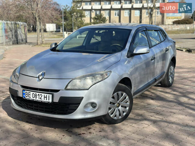Серый Рено Меган, объемом двигателя 1.46 л и пробегом 250 тыс. км за 6700 $, фото 1 на Automoto.ua
