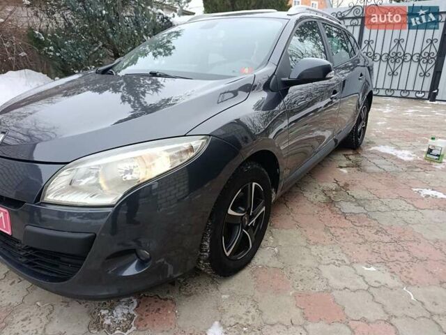 Серый Рено Меган, объемом двигателя 1.6 л и пробегом 244 тыс. км за 7450 $, фото 1 на Automoto.ua