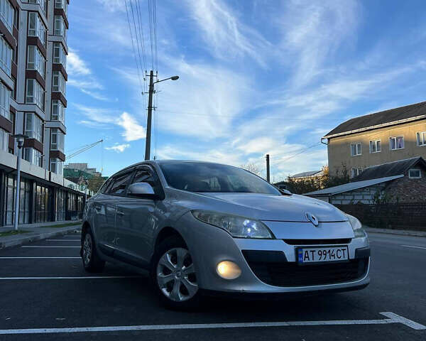 Серый Рено Меган, объемом двигателя 1.5 л и пробегом 365 тыс. км за 6700 $, фото 1 на Automoto.ua