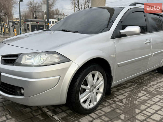 Сірий Рено Меган, об'ємом двигуна 1.5 л та пробігом 260 тис. км за 6000 $, фото 1 на Automoto.ua