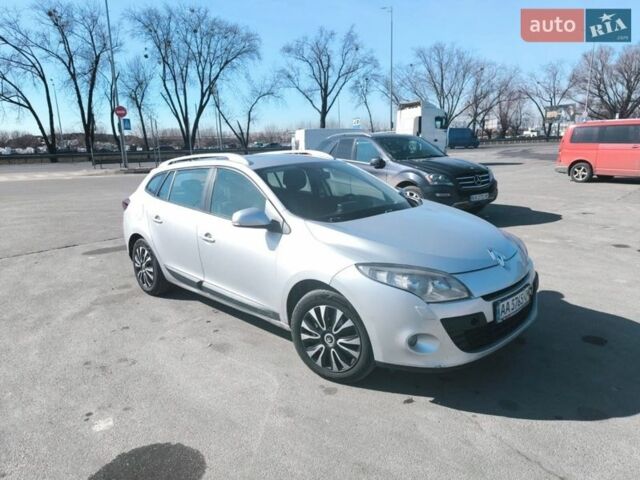 Серый Рено Меган, объемом двигателя 1.46 л и пробегом 367 тыс. км за 5500 $, фото 1 на Automoto.ua