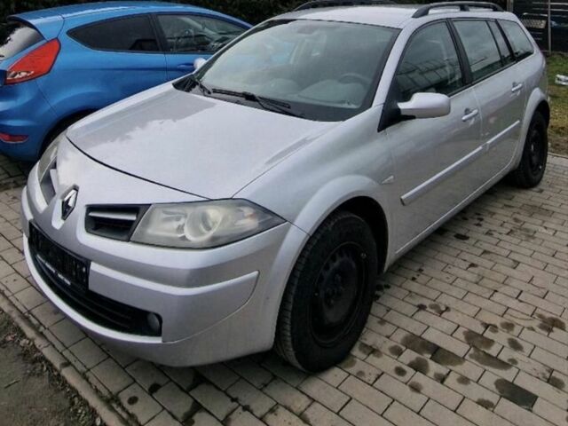 Серый Рено Меган, объемом двигателя 1.6 л и пробегом 204 тыс. км за 6200 $, фото 1 на Automoto.ua