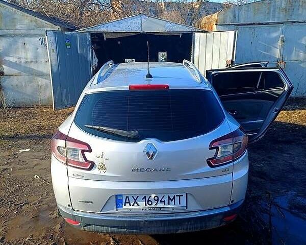 Серый Рено Меган, объемом двигателя 1.5 л и пробегом 300 тыс. км за 7000 $, фото 1 на Automoto.ua