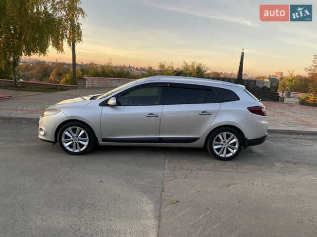 Серый Рено Меган, объемом двигателя 2 л и пробегом 302 тыс. км за 8000 $, фото 1 на Automoto.ua