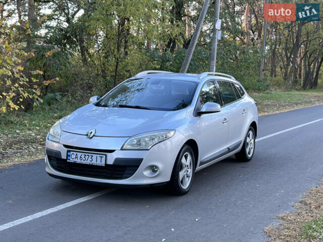 Сірий Рено Меган, об'ємом двигуна 1.46 л та пробігом 283 тис. км за 6800 $, фото 1 на Automoto.ua