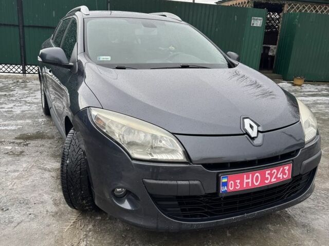 Сірий Рено Меган, об'ємом двигуна 1.9 л та пробігом 240 тис. км за 7600 $, фото 1 на Automoto.ua