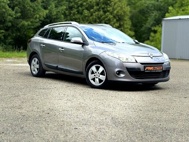 Сірий Рено Меган, об'ємом двигуна 1.5 л та пробігом 240 тис. км за 6900 $, фото 1 на Automoto.ua