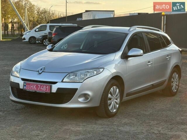 Сірий Рено Меган, об'ємом двигуна 1.6 л та пробігом 180 тис. км за 6750 $, фото 1 на Automoto.ua