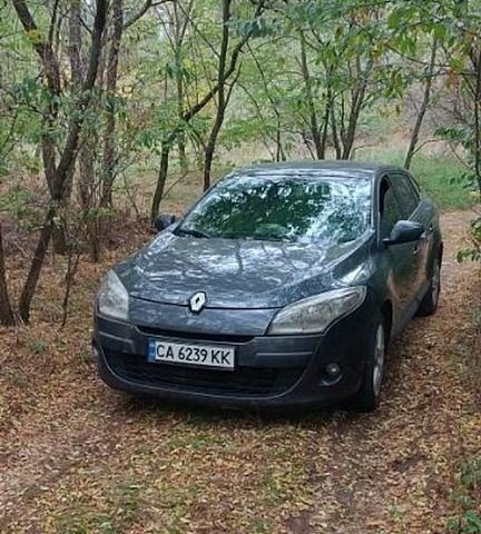 Серый Рено Меган, объемом двигателя 1.46 л и пробегом 350 тыс. км за 5800 $, фото 1 на Automoto.ua