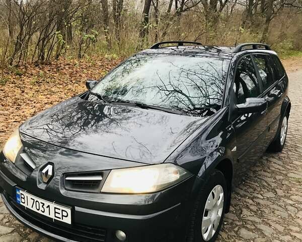 Серый Рено Меган, объемом двигателя 1.6 л и пробегом 167 тыс. км за 6500 $, фото 1 на Automoto.ua