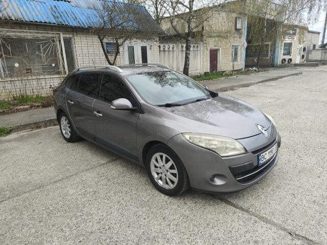 Серый Рено Меган, объемом двигателя 1.5 л и пробегом 332 тыс. км за 6300 $, фото 1 на Automoto.ua