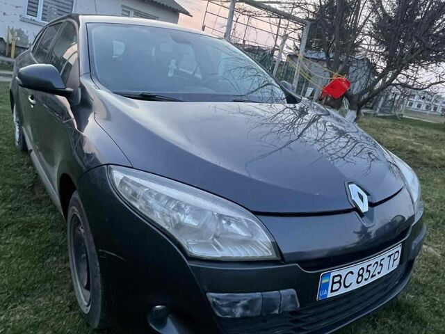 Серый Рено Меган, объемом двигателя 1.5 л и пробегом 287 тыс. км за 5200 $, фото 1 на Automoto.ua