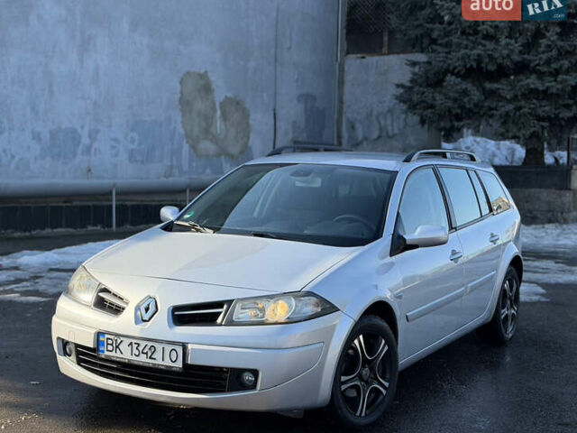 Серый Рено Меган, объемом двигателя 1.46 л и пробегом 230 тыс. км за 4900 $, фото 1 на Automoto.ua