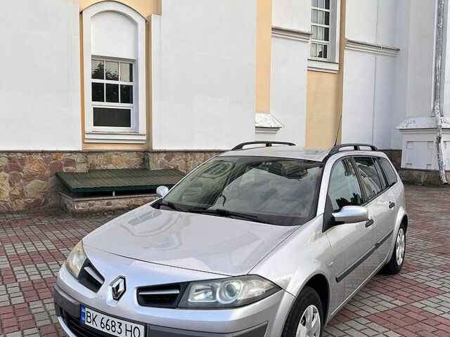 Сірий Рено Меган, об'ємом двигуна 1.6 л та пробігом 203 тис. км за 5500 $, фото 1 на Automoto.ua