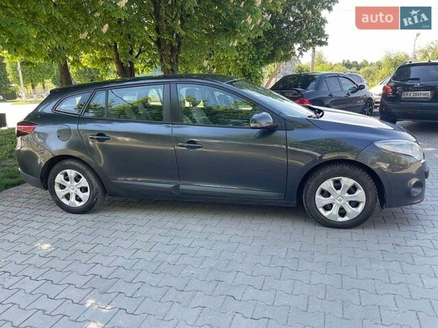 Серый Рено Меган, объемом двигателя 1.5 л и пробегом 267 тыс. км за 5400 $, фото 1 на Automoto.ua