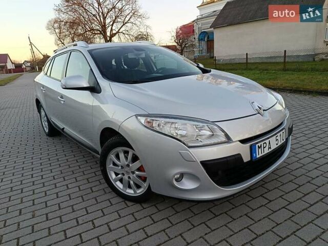 Серый Рено Меган, объемом двигателя 1.6 л и пробегом 195 тыс. км за 6800 $, фото 1 на Automoto.ua