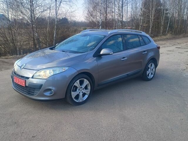 Серый Рено Меган, объемом двигателя 1.4 л и пробегом 193 тыс. км за 6400 $, фото 1 на Automoto.ua