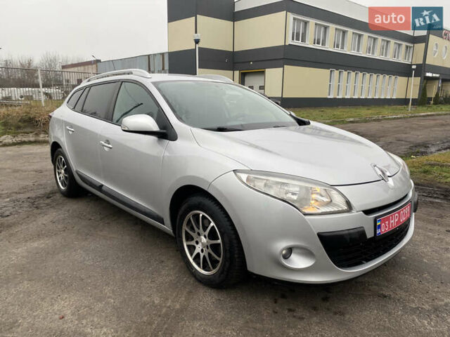 Серый Рено Меган, объемом двигателя 1.6 л и пробегом 206 тыс. км за 6850 $, фото 1 на Automoto.ua