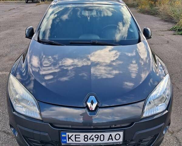 Сірий Рено Меган, об'ємом двигуна 1.4 л та пробігом 191 тис. км за 6700 $, фото 1 на Automoto.ua