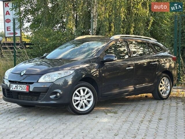 Серый Рено Меган, объемом двигателя 1.4 л и пробегом 247 тыс. км за 5999 $, фото 1 на Automoto.ua