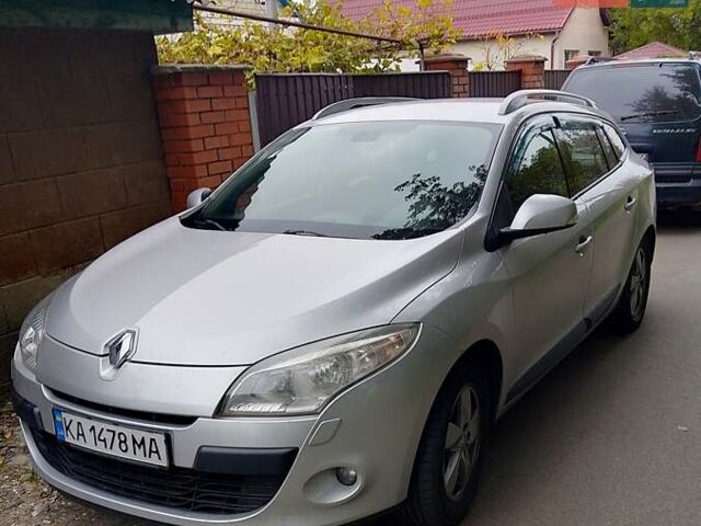 Серый Рено Меган, объемом двигателя 1.46 л и пробегом 290 тыс. км за 7000 $, фото 1 на Automoto.ua