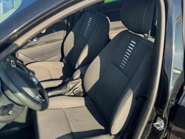 Сірий Рено Меган, об'ємом двигуна 1.6 л та пробігом 208 тис. км за 7000 $, фото 1 на Automoto.ua
