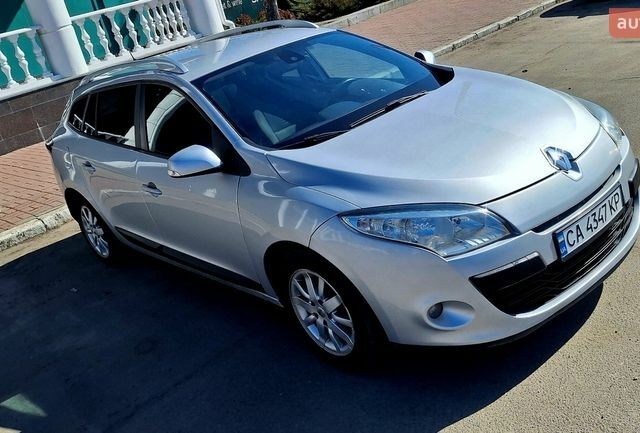 Серый Рено Меган, объемом двигателя 1.46 л и пробегом 294 тыс. км за 7200 $, фото 1 на Automoto.ua