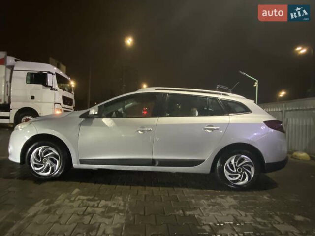 Серый Рено Меган, объемом двигателя 1.46 л и пробегом 269 тыс. км за 7000 $, фото 1 на Automoto.ua