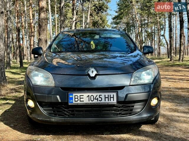 Серый Рено Меган, объемом двигателя 1.46 л и пробегом 311 тыс. км за 7300 $, фото 1 на Automoto.ua