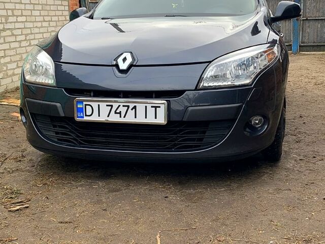 Серый Рено Меган, объемом двигателя 1.5 л и пробегом 0 тыс. км за 7400 $, фото 1 на Automoto.ua