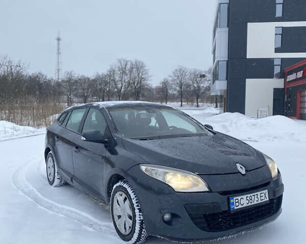 Сірий Рено Меган, об'ємом двигуна 1.46 л та пробігом 272 тис. км за 4999 $, фото 1 на Automoto.ua