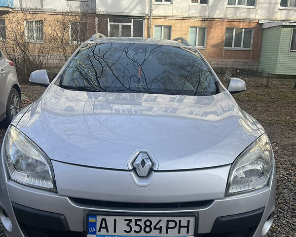 Сірий Рено Меган, об'ємом двигуна 1.46 л та пробігом 340 тис. км за 6100 $, фото 1 на Automoto.ua
