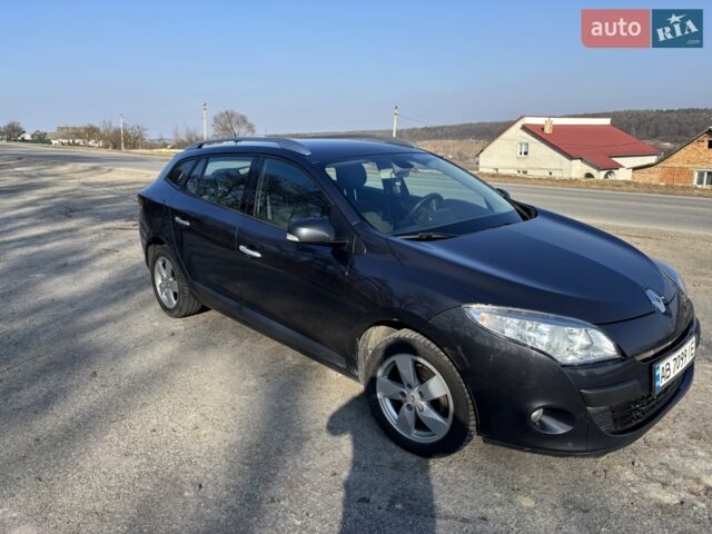 Серый Рено Меган, объемом двигателя 2 л и пробегом 244 тыс. км за 5800 $, фото 1 на Automoto.ua